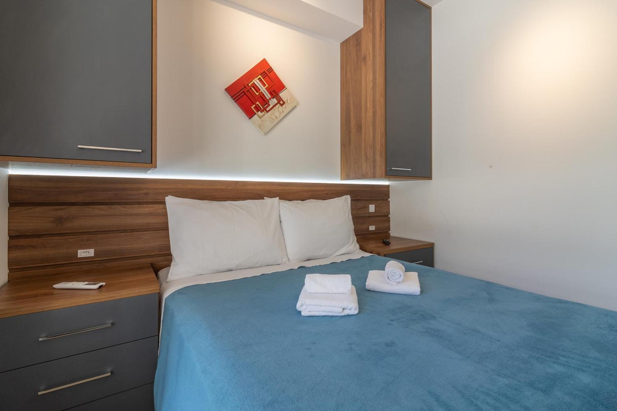 Flat Com Quarto Separado E Varanda A 200M Do Metro Vila Madalena Apartamento *