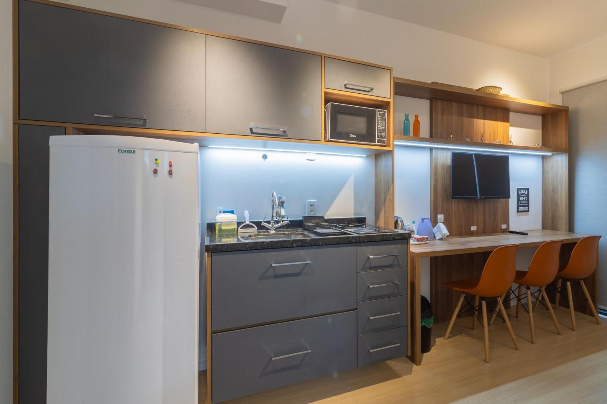 Flat Com Quarto Separado E Varanda A 200M Do Metro Vila Madalena Apartamento