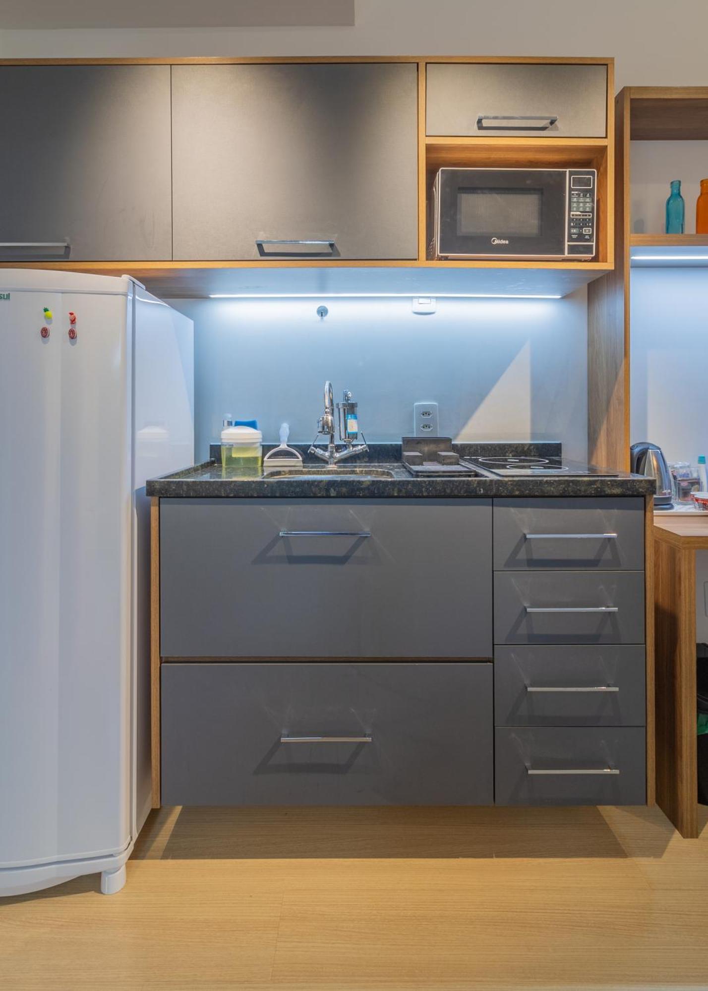 Flat Com Quarto Separado E Varanda A 200M Do Metro Vila Madalena Apartamento São Paulo