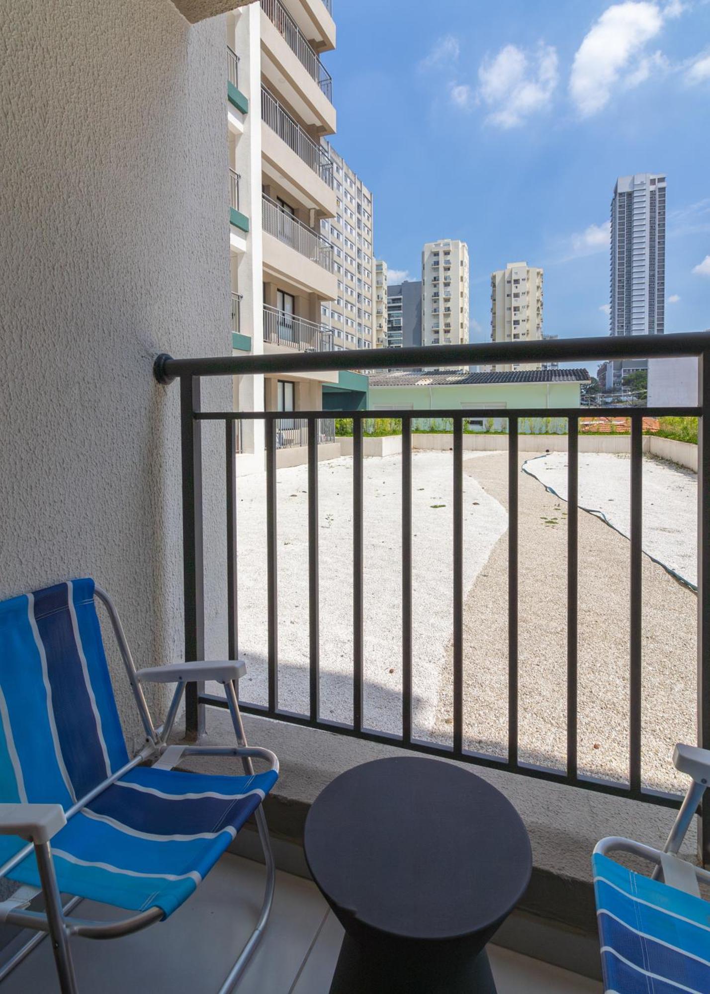 Flat Com Quarto Separado E Varanda A 200M Do Metro Vila Madalena Apartamento *